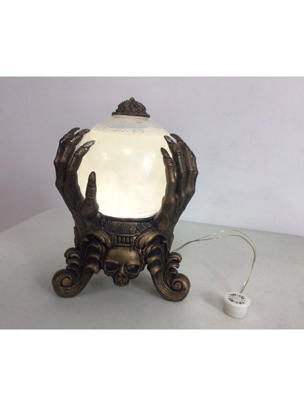 Martha Stewart Magic Mystical Crystal Ball Animated Fog Motion Batteries